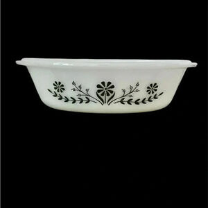 Glasbake Vintage 1960s 10" Casserole Dish White With Green Floral Motif‎